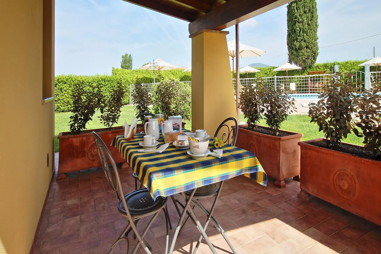 Podere Tre Cipressi Aparthotel Campiglia Marittima Italien