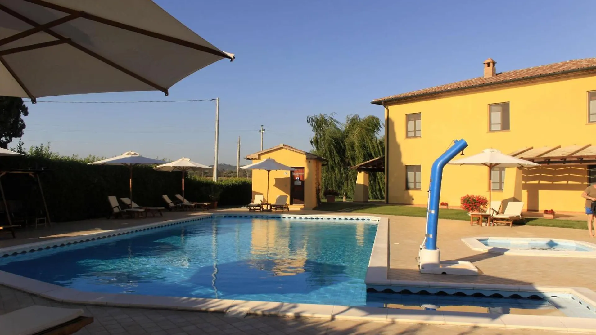 Podere Tre Cipressi Lejlighedshotel Campiglia Marittima Italien